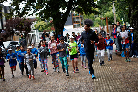 Pipo Barraza realizó clínica deportiva con niños