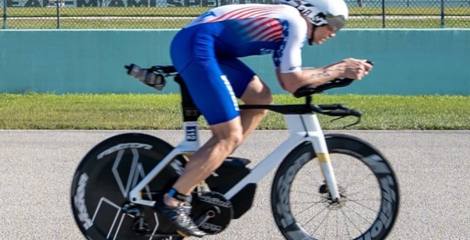 Andrew Starykowicz con su Orbea