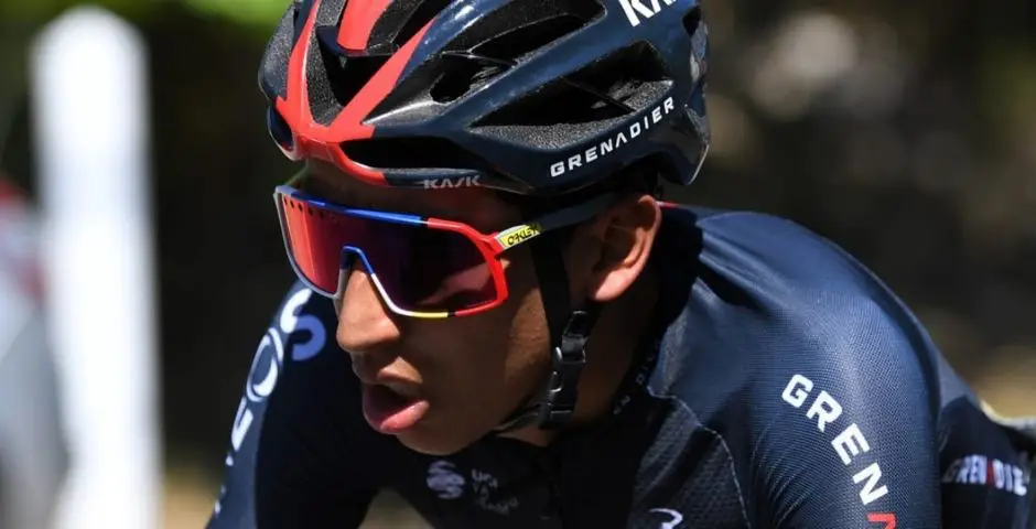 egan bernal escoliosis