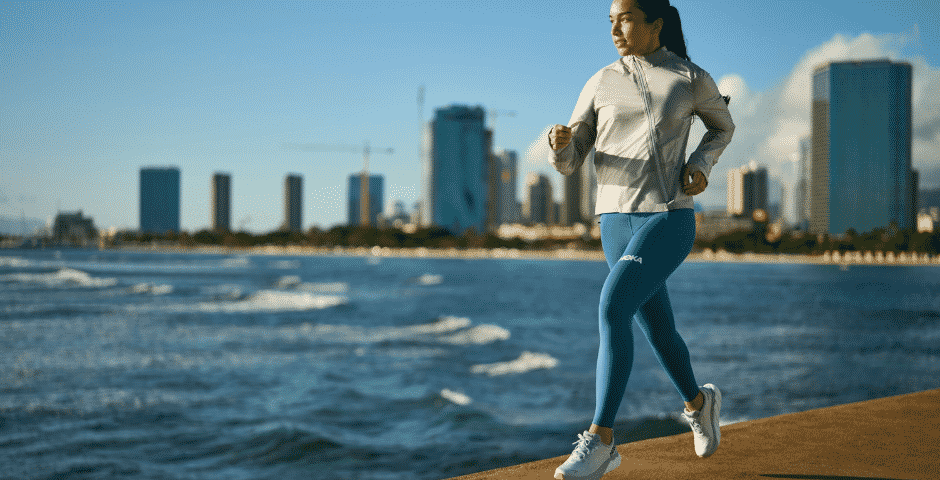 Hoka ARAHI 6