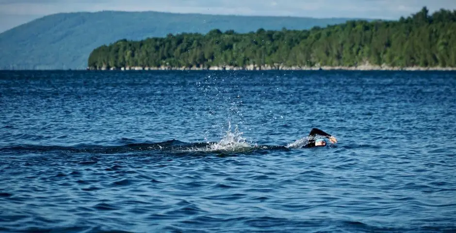 natación aguas abiertas ironman