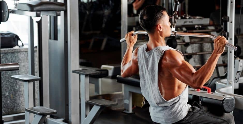 pull down gimnasio fuerza