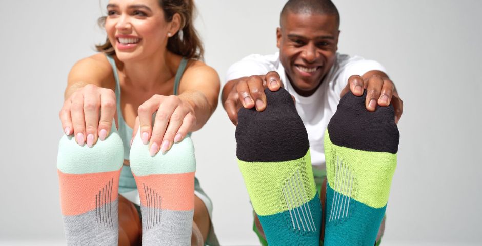 feetures