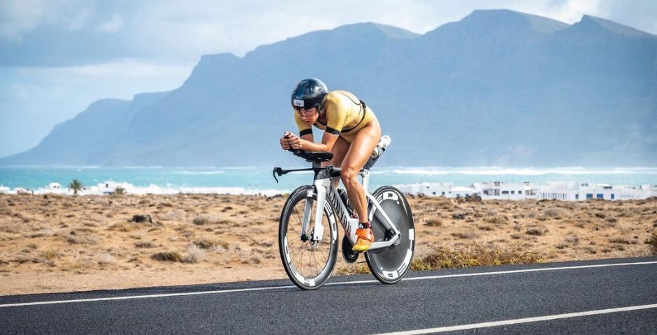 Sara Pérez ciclismo volcano triathlon