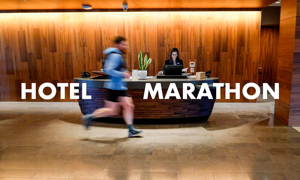 YouTuber australiano corre un maratón en un hotel