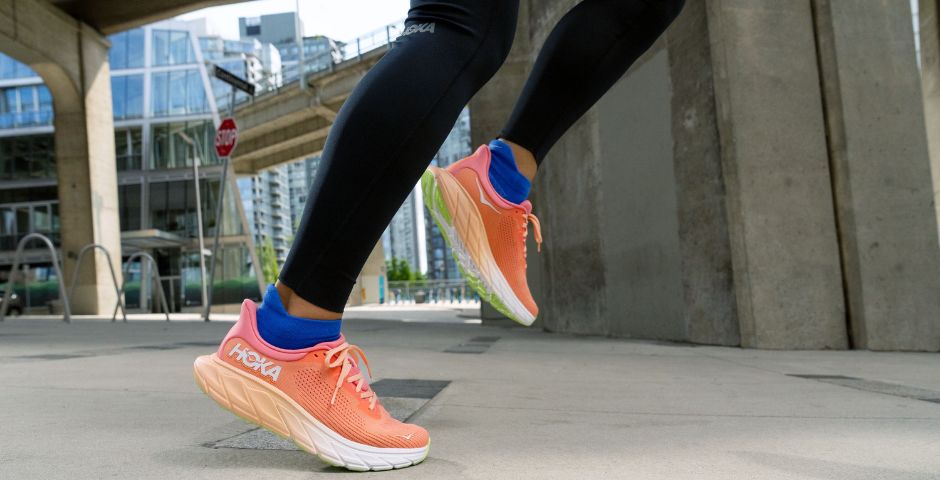 HOKA arahi 7