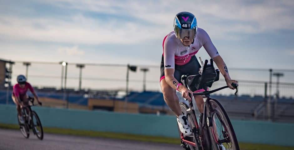 marta sanchez ciclismo T100