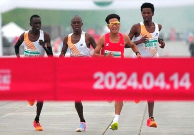 Despojan de medallas y premios a ganadores del Maratón de Pekín