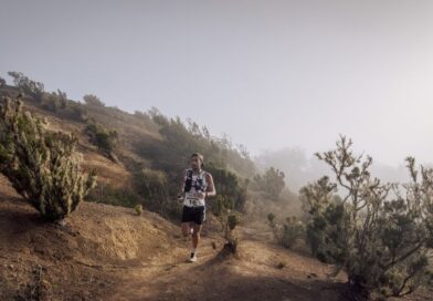 Prevención de lesiones al empezar a hacer trail si vienes del triatlón: las diferencias biomecánicas que nadie te cuenta