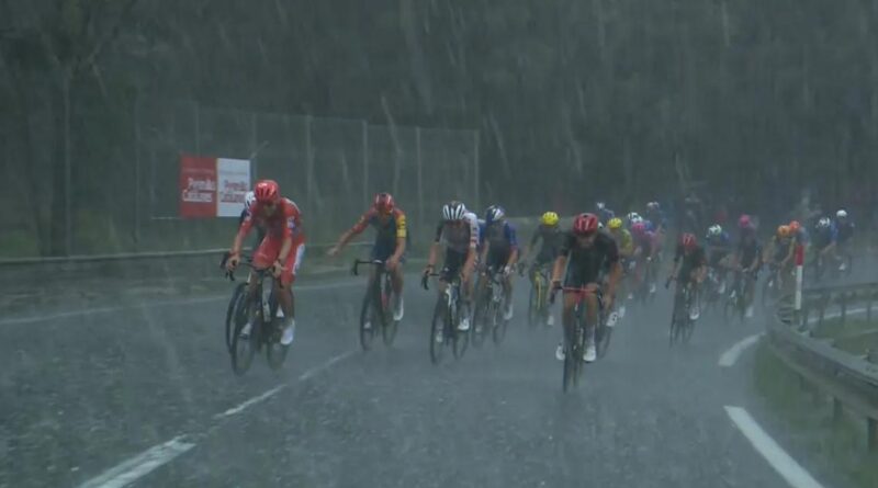 La tercera etapa de La Vuelta, cancelada por granizo –